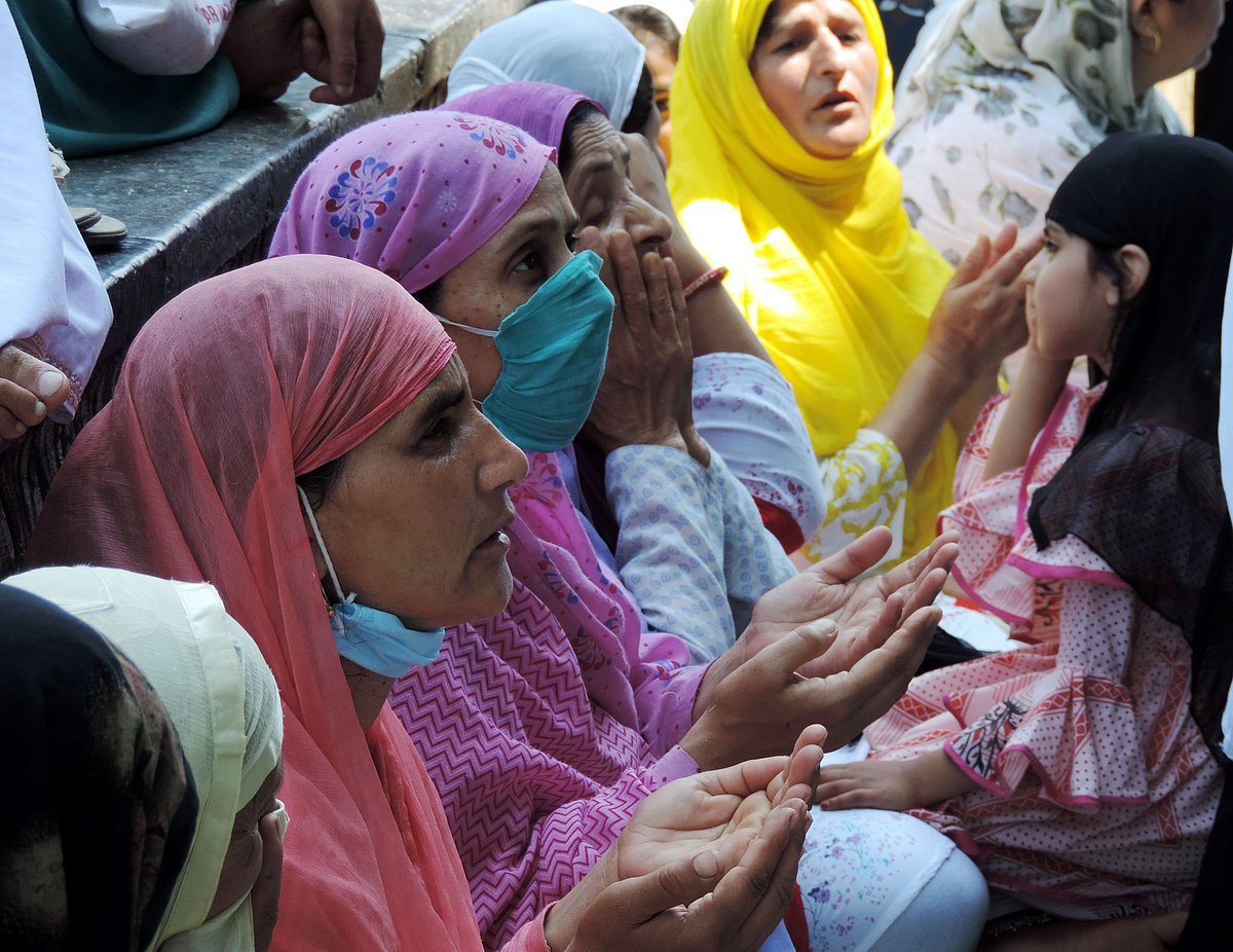 کشمیر: حضرت شاہ ہمدان کا 656واں عرسِ مبارک تزک و احتشام سے منایا گیا