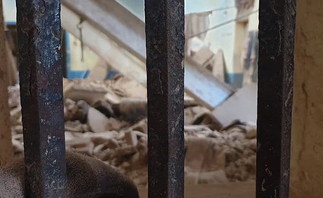 مدھیہ پردیش: بارش کے دوران ضلع جیل کی دیوار منہدم، 22 قیدی زخمی، 2 کی حالت نازک