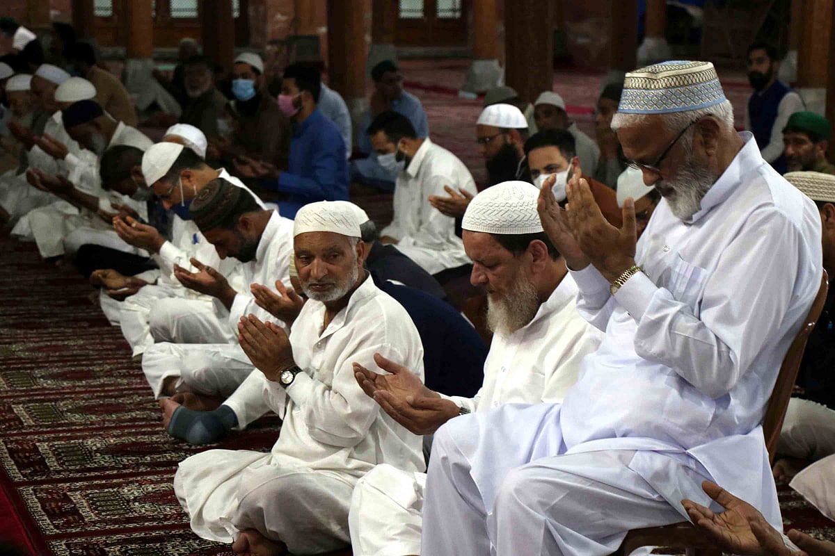علی مسجد عیدگاہ، سری نگر میں نمازِ عیدالاضحیٰ کا منظر