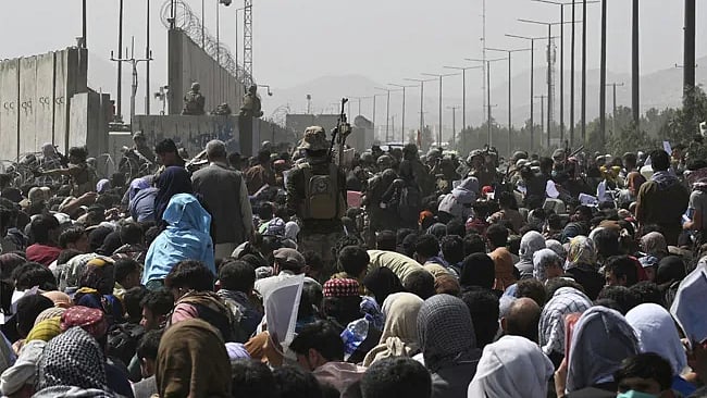 طالبان کے قبضہ کے بعد افغانستان میں افرا تفری