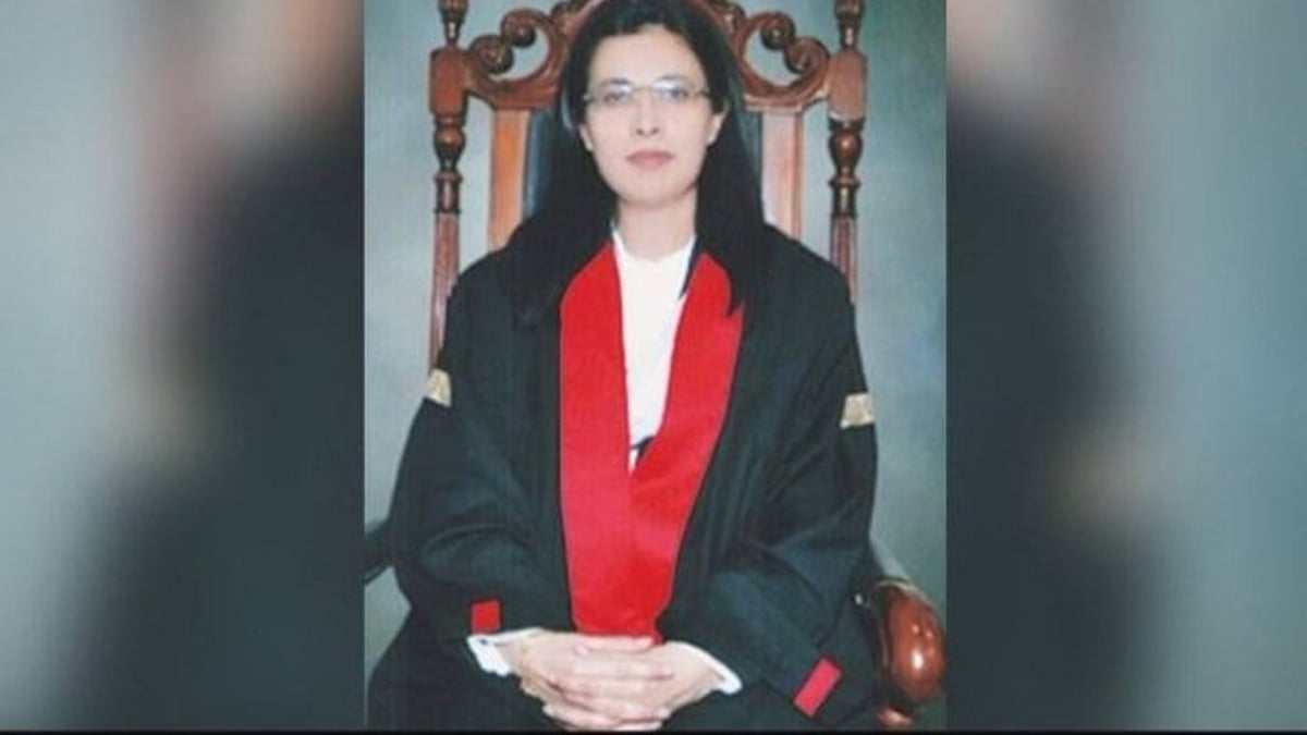 جسٹس عائشہ ملک
