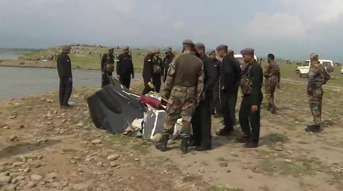 رنجیت ساگر ہیلی کاپٹر حادثہ: 13 دن بعد تلاش اور بچاؤ ٹیم کو ایک پائلٹ کی لاش ملی