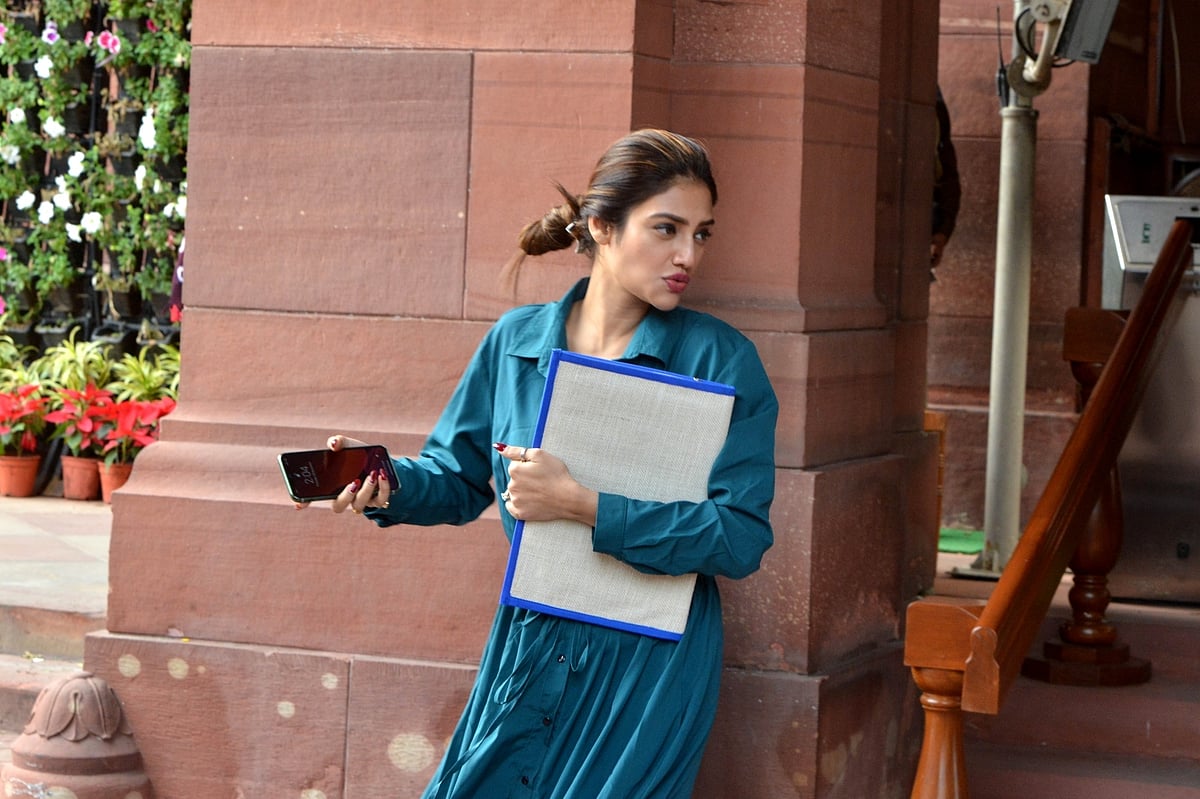 نصرت جہاں کے گھر آیا ’ننھا مہمان‘، یش داس گپتا ہر لمحہ رہے ساتھ