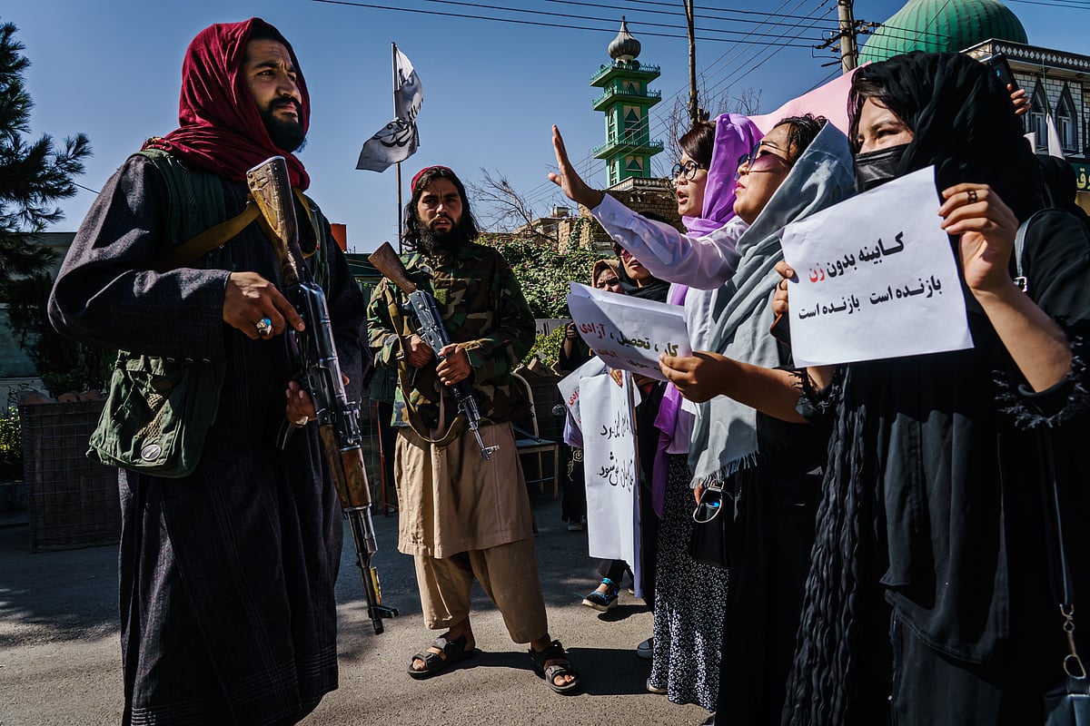 آدھی آبادی کو محروم رکھ کر ترقی ممکن نہیں ہے...سید خرم رضا