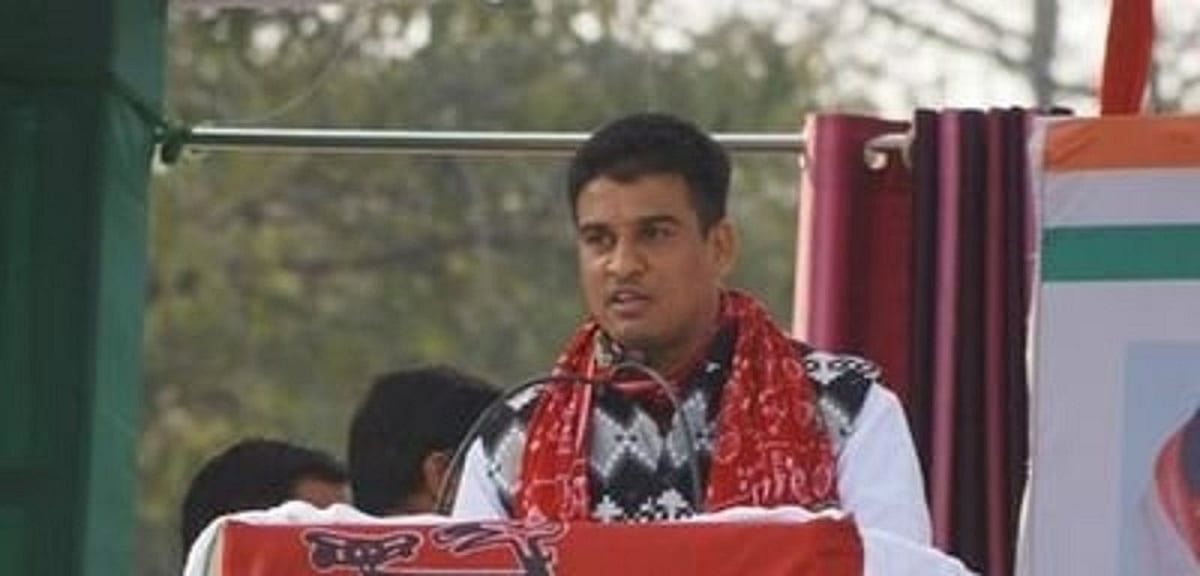 یو پی اسمبلی میں بھی نماز کے لیے علیحدہ کمرے کا مطالبہ، رکن اسمبلی عرفان سولنکی نے اٹھائی آواز