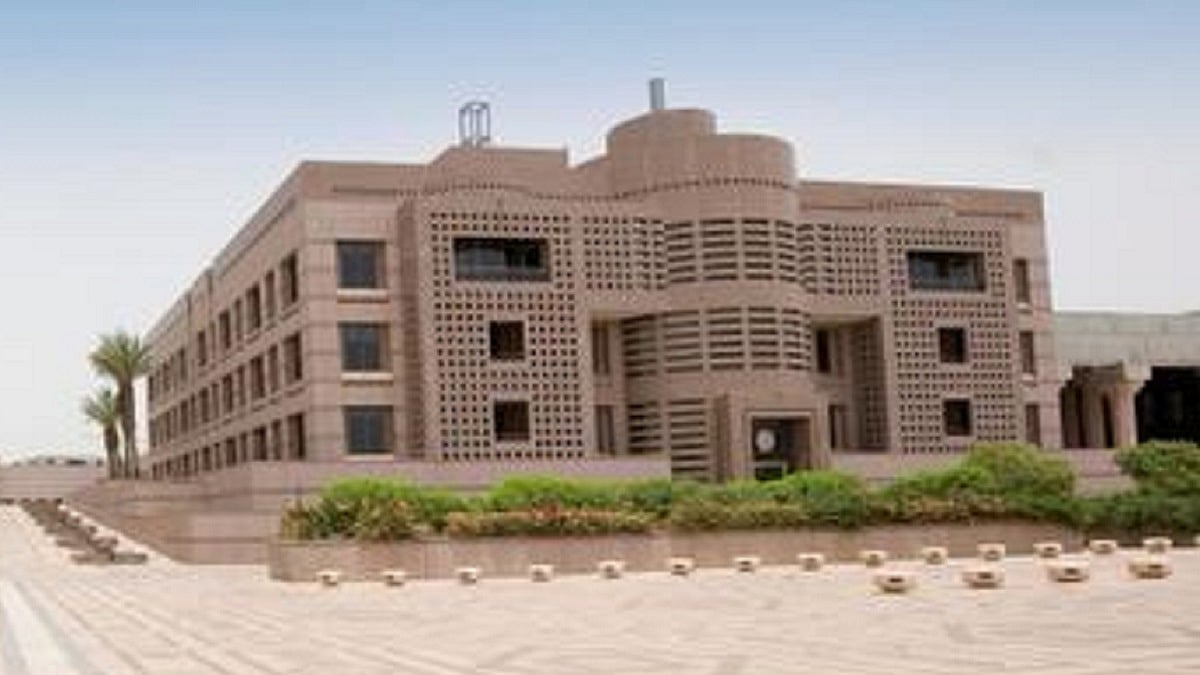 جامعة الملك عبدالعزيز تصویر ٹوئٹر
@kauweb