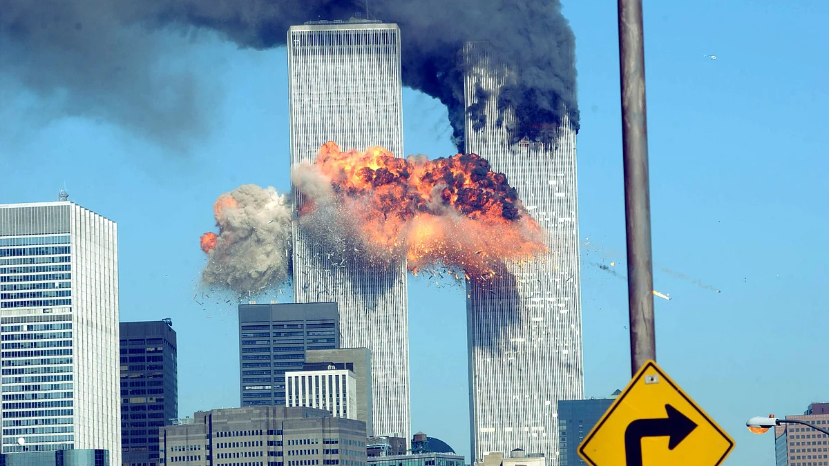 9/11 حملوں کا منظر / Getty Images