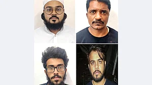 دہلی پولس نے چھ مشتبہ دہشت گردوں کو گرفتار کیا