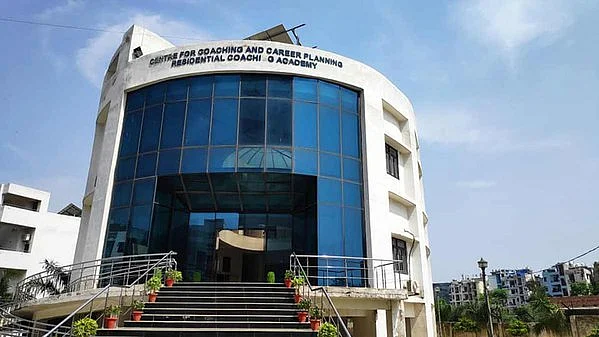 آر سی اے، جے ایم آئی / سوشل میڈیا