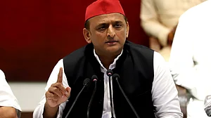 خاتون ریزرویشن بل: نئی پارلیمنٹ میں حکومت نے عظیم جھوٹ سے اپنی اننگ شروع کی! اکھلیش یادو