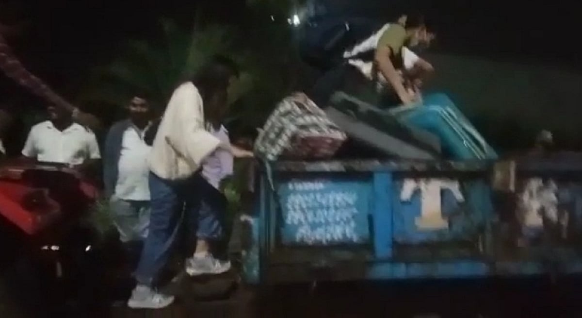 بنگلورو میں بارش سے برا حال، ہوائی اڈے پر پانی جمع، مسافر پریشان