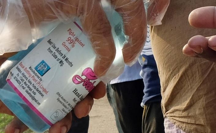 سری لنکا کی جیل میں سینی ٹائزر پینے سے دو ایرانیوں کی موت ، 10 غیر ملکی قیدی اسپتال میں داخل