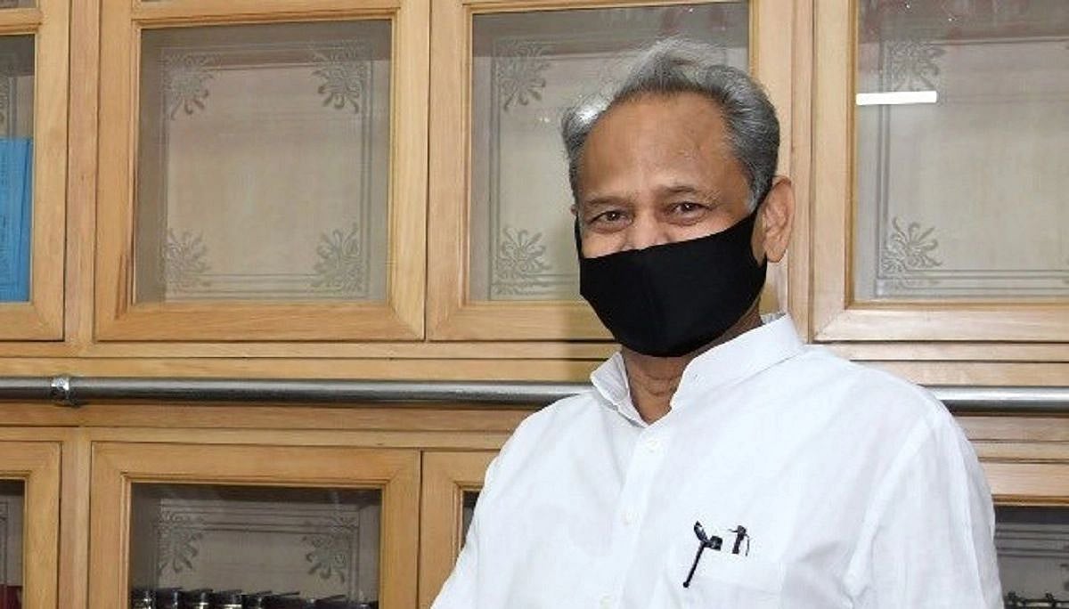 فحش ویڈیو معاملہ میں گہلوت نے اٹھایا سخت قدم، معطل ڈی ایس پی اور خاتون کانسٹیبل برخاست
