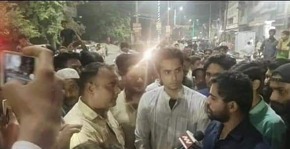 سہارنپور: ہندو تنظیموں کی ’مغل ریسٹورینٹ‘ کو زبردستی بند کرانے کوشش، دو فرقوں میں کشیدگی