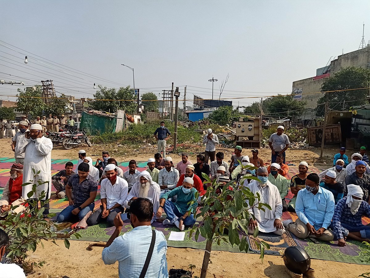 گڑگاؤں: کھلے مقامات پر نماز کے خلاف ہندو تنظیم کا ہنگامہ، 13 افراد گرفتار