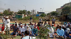 گڑگاؤں: کھلے مقامات پر نماز کے خلاف ہندو تنظیم کا ہنگامہ، 13 افراد گرفتار