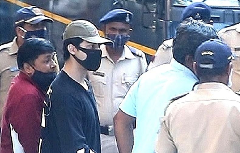 ڈرگس کیس: بالآخر آرین خان کو مل گئی ضمانت، 26 دن بعد آئیں گے جیل سے باہر