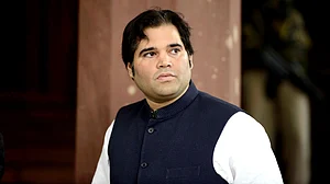 متعدد امتحانات کے پرچے لیک ہونے پر ورون گاندھی برہم، کہا- ’نوجوانوں کے مستقبل سے کھلواڑ کب تک؟‘