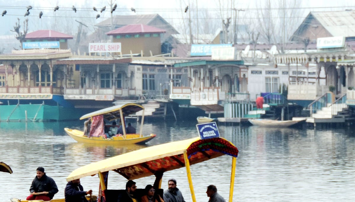 سری نگر میں ماہ مارچ میں گرمی کا 131 سالہ پرانا ریکارڈ ٹوٹ گیا