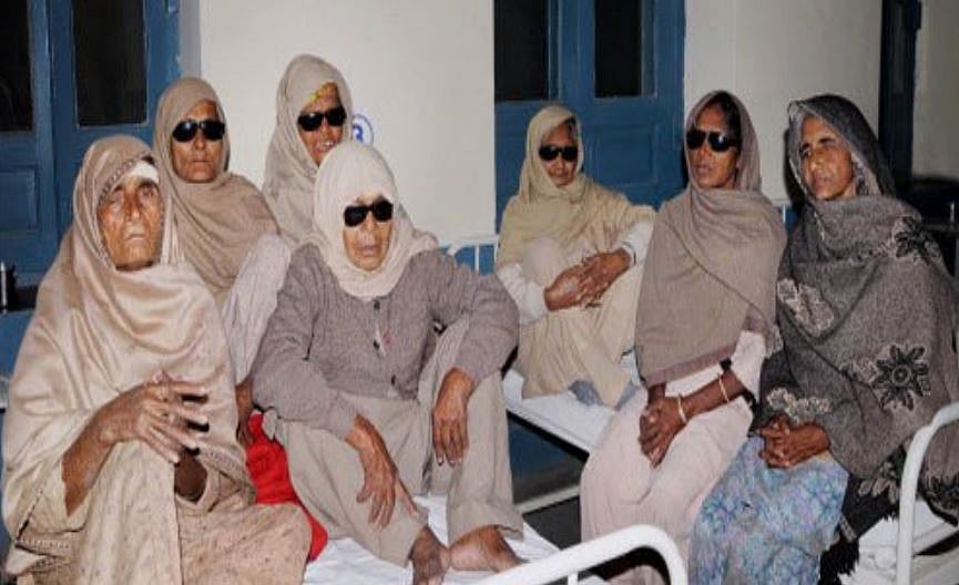 بہار: مظفرپور میں موتیابند کے آپریشن کے بعد 65 افراد بینائی سے محروم، 15 کی آنکھیں نکالنی پڑی