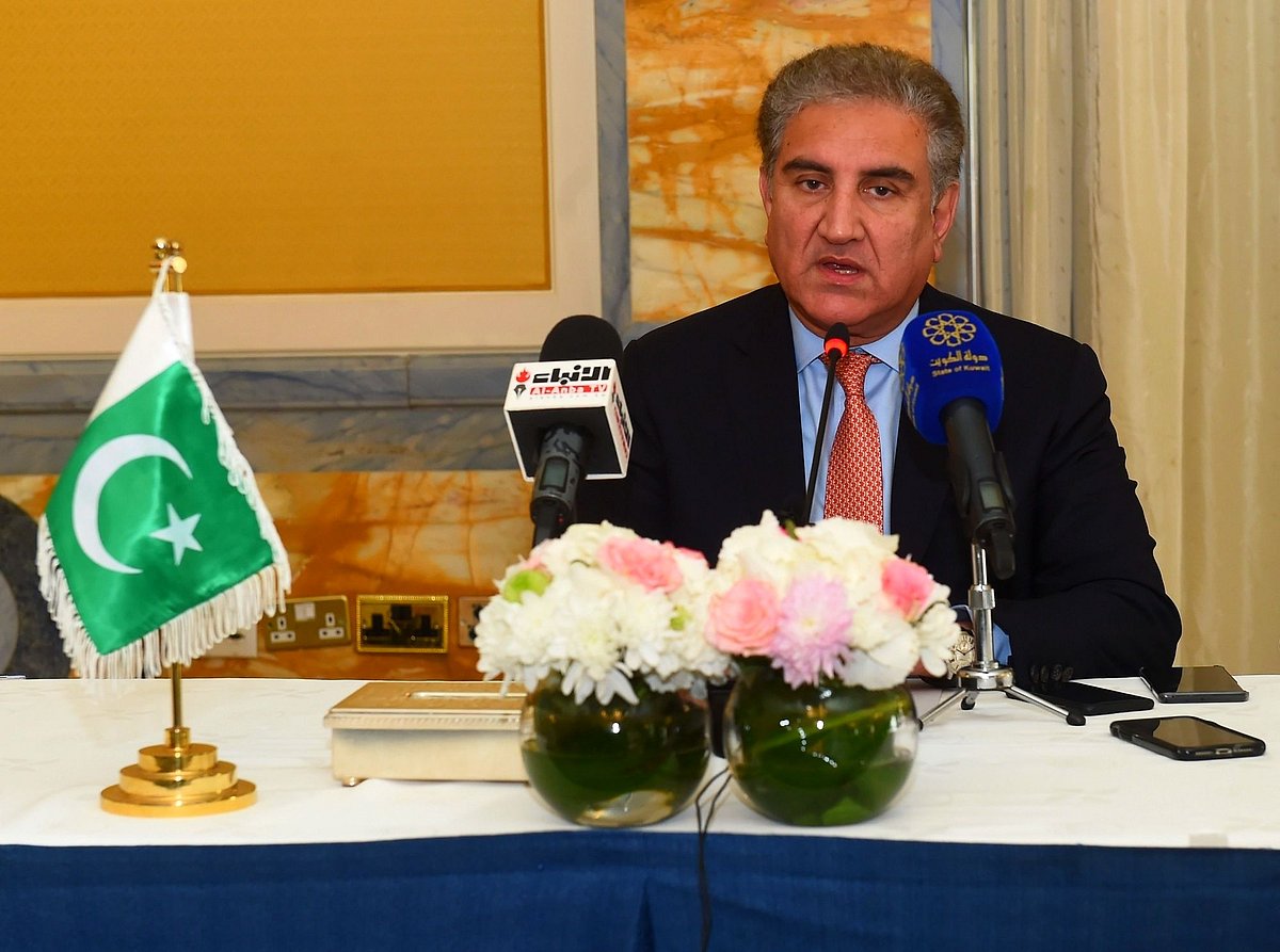پاکستان: پی ٹی آئی کے سینیر رہنما اسدعمر، شاہ محمود قریشی اور فواد چودھری گرفتار