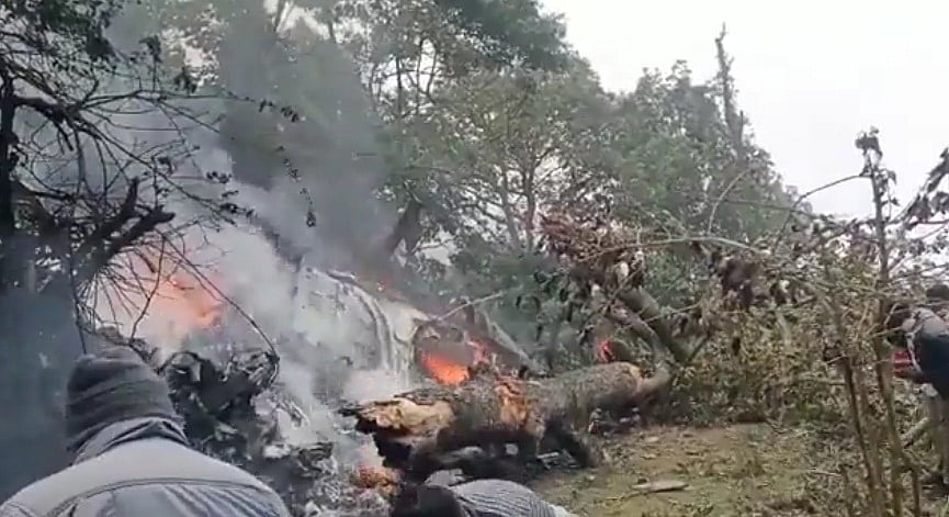 ہیلی کاپٹر حادثہ: کورٹ آف انکوائری کے احکامات جاری، 4 لاشیں برآمد، 5ویں کی تلاش جاری