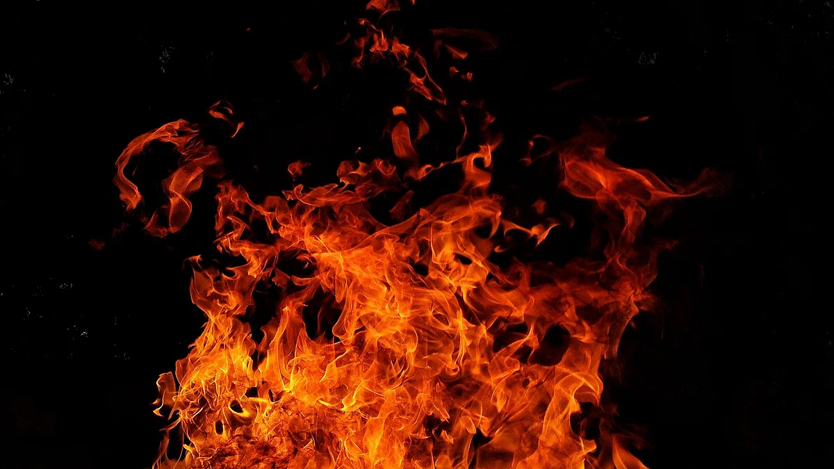 آگ کی علامتی تصویر