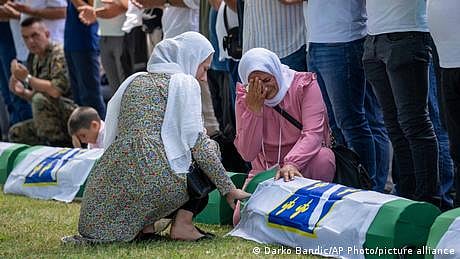 بوسنیا نسل کشی سے انکار پر جرمنی نے اسرائیلی مؤرخ کا ایوارڈ منسوخ کردیا