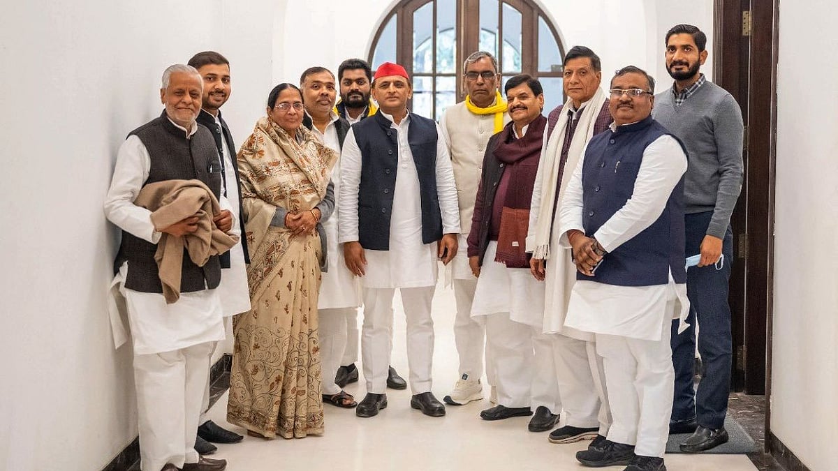 تصویر ٹوئٹر @yadavakhilesh