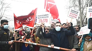 جموں و کشمیر: حدبندی کمیشن کے خلاف احتجاج سے قبل لیڈرشپ کی نظربندی پر نیشنل کانفرنس ناراض