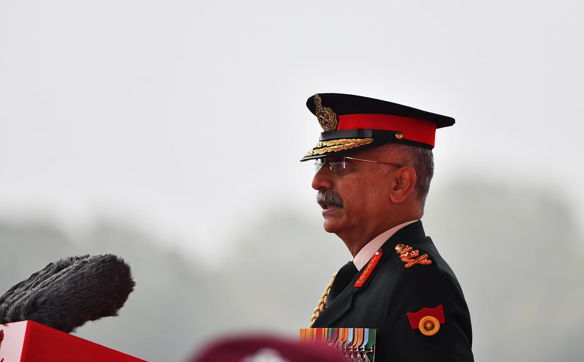 اپنی کتاب جنرل منوج مکند نرونے کی پہلی عوامی وضاحت، پینگوئن کے بیان کو کیا ری پوسٹ