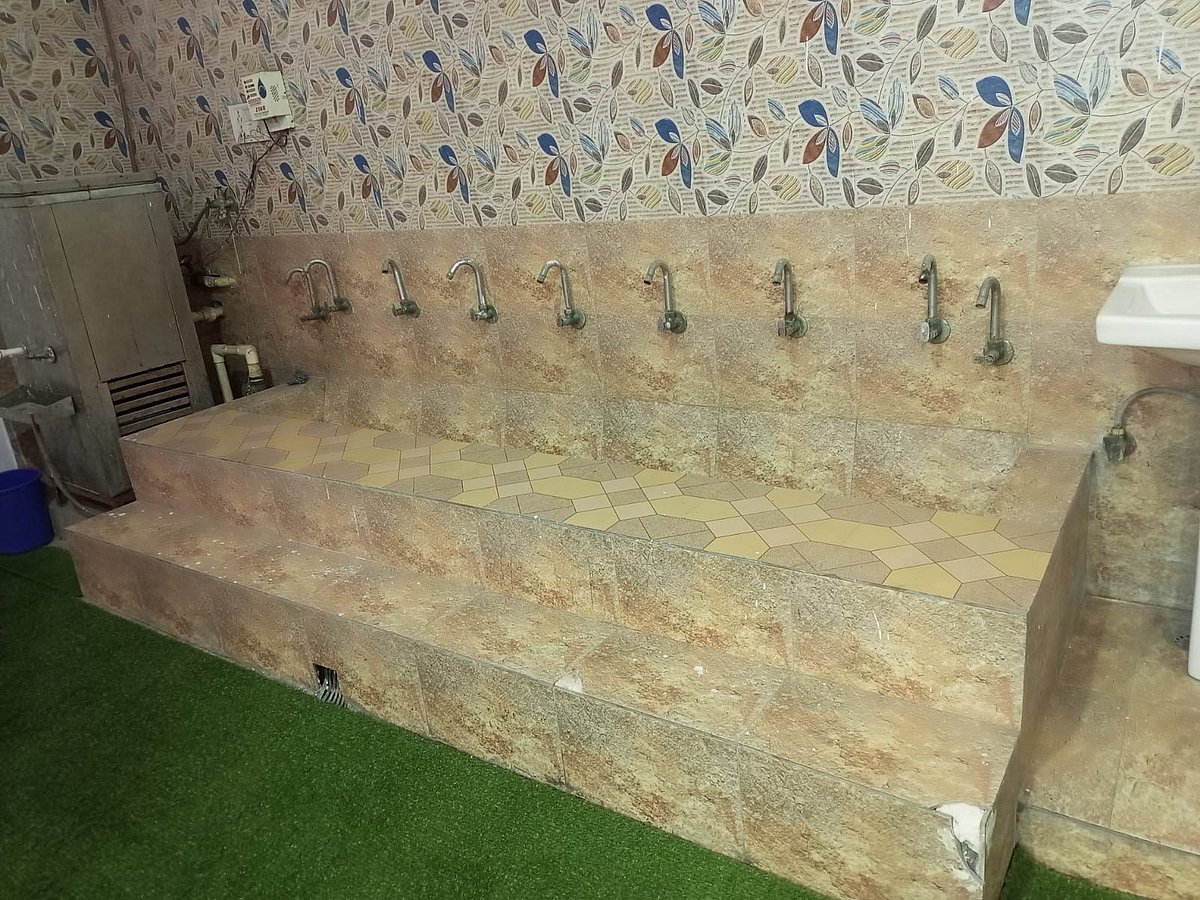 کونسلر چودھری زبیر احمد نے اپنے وارڈ میں قائم کی لائبریری، مخالفین کو دیا کرارا جواب