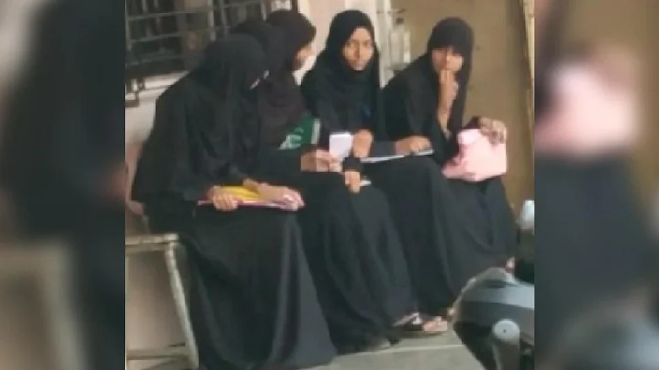 علامتی تصویر