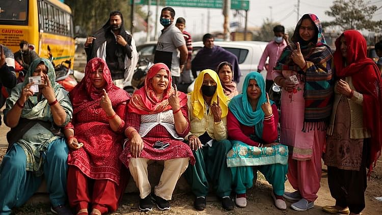 یوپی میں بی جے پی کو شکست کا سامنا!... ظفر آغا
