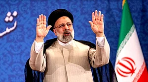 کیا ابراہیم رئیسی کے ہیلی کاپٹر میں بھی ہوا تھا پیجر دھماکہ؟ ایرانی رہنما کا سنسنی خیز دعویٰ
