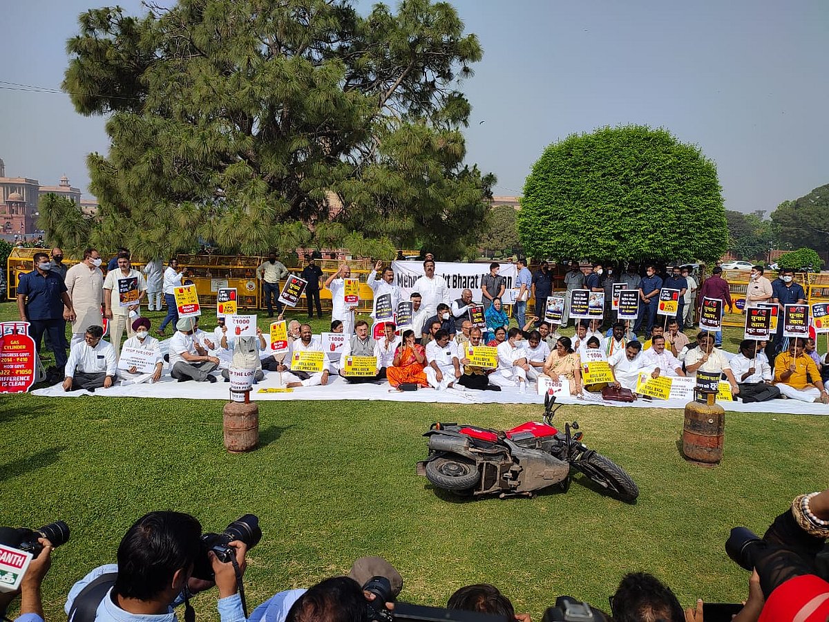 مہنگائی کے خلاف کانگریس کی مہم ’مہنگائی سے پاک ہندوستان‘