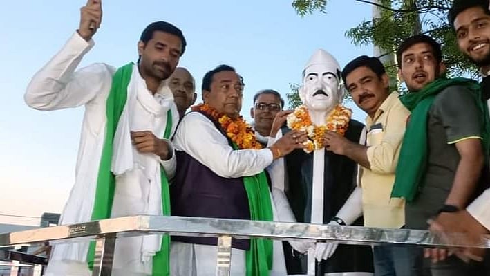 تصویر بذریعہ آس محمد کیف