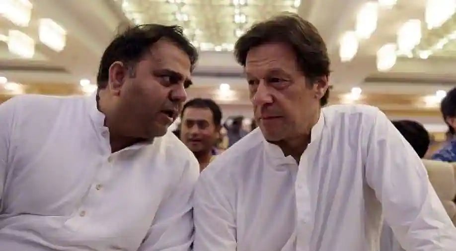 پاکستان کے سابق وزیر اور پی ٹی آئی لیڈر فواد چوہدری گرفتار، عمران خان پر بھی ہو سکتی ہے کارروائی!