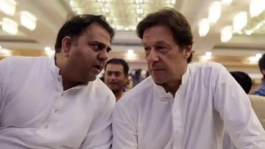عمران خان اور فواد چوہدری