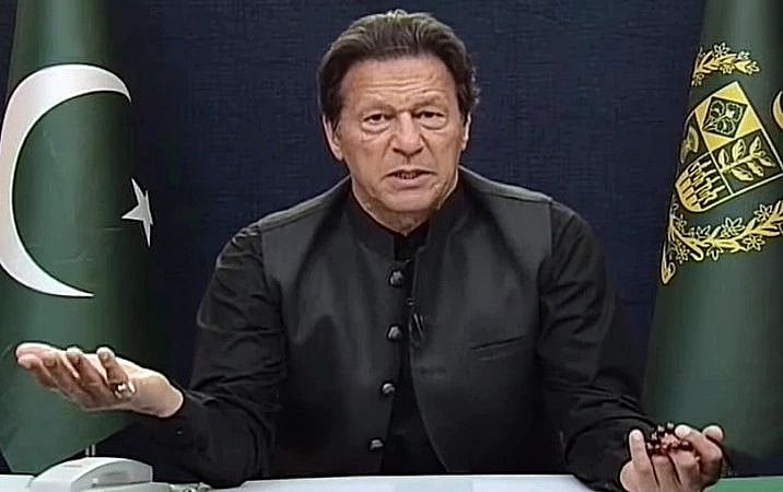 اجتماعی استعفوں سے پاکستان میں سیاسی ہلچل پرسکون ہوگی: شیخ رشید
