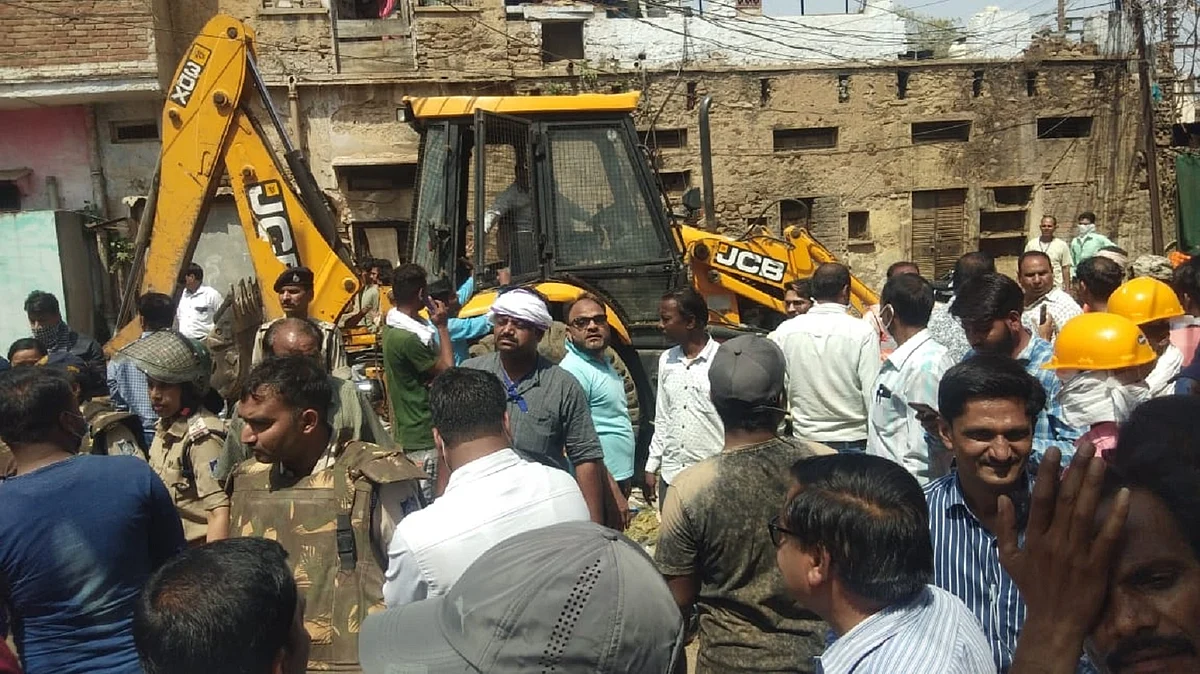 بلڈوزر، علامتی تصویر آئی اے این ایس