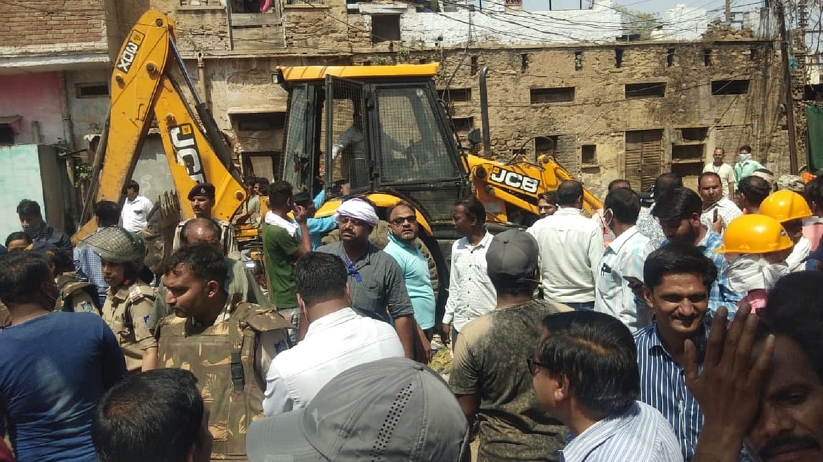 بلڈوزر، علامتی تصویر آئی اے این ایس