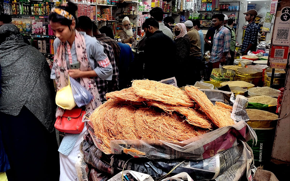 رمضان پھر لے کر آیا خوشیوں کی بہار، رونق ہوئے بازار