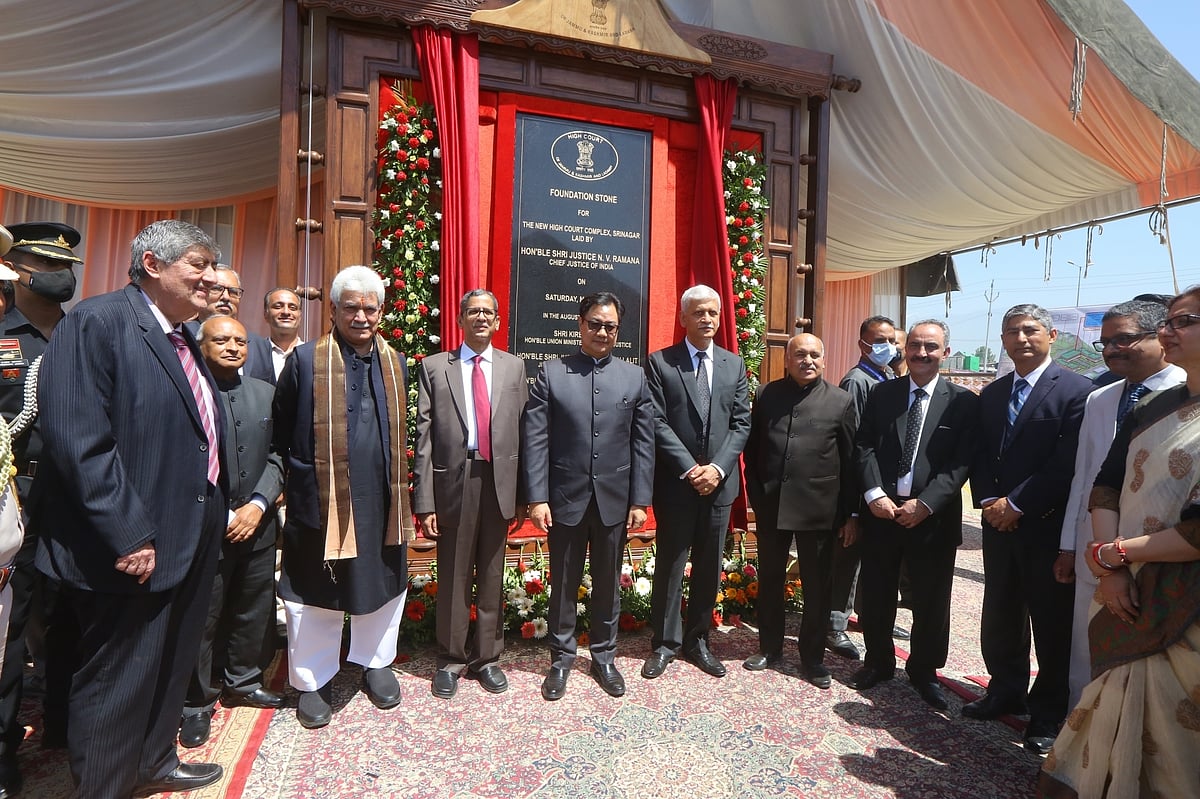 امن تبھی قائم ہوگا جب لوگوں کے حقوق اور وقار کا تحفظ ہوگا: چیف جسٹس