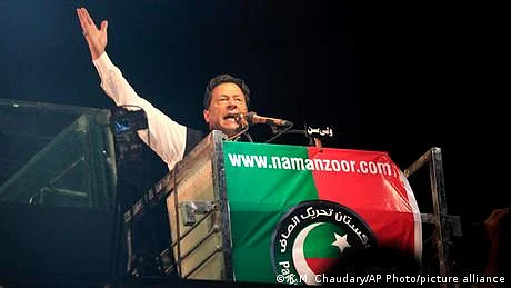 عمران خان کے خلاف توہین مذہب کے مقدمے پر ناقدین کی تشویش