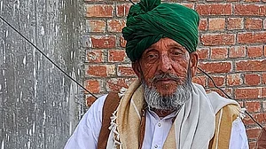 مشہور کسان لیڈر غلام محمد جولا کا انتقال، دیر رات پڑا دل کا دورہ!