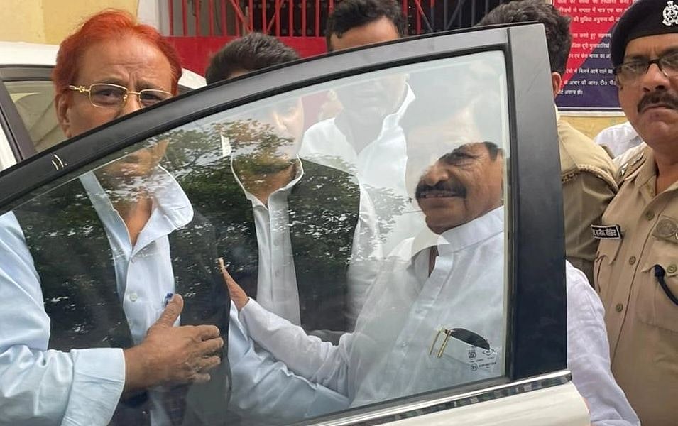 تباہیوں میں اپنوں کا ہاتھ ہے، خدا ایسے لوگوں کو عقل وفراست عطا کرے : اعظم خان