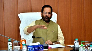 مختار عباس راجیہ سبھا کے بعد لوک سبھا کے بھی امیدوار نہیں، عہدہ وزارت سے رخصتی کے آثار!