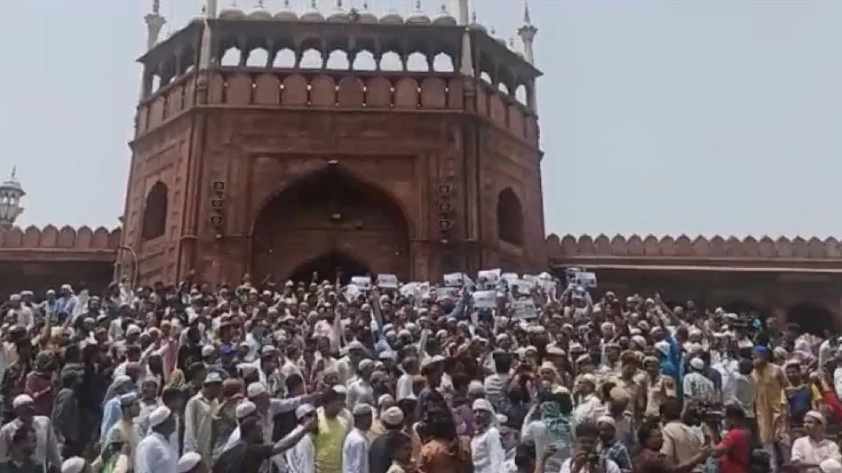 تصویر سوشل میڈیا