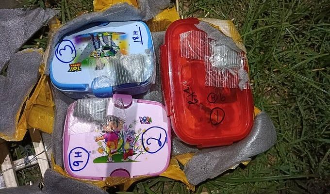 جموں میں ڈرون سے گرائے گئے 3 مقناطیسی آئی ای ڈیز تباہ کئے گئے: پولیس